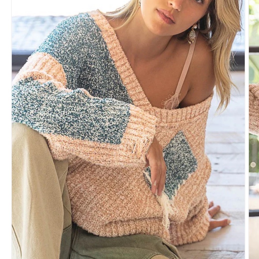 Pol Camille V Neck Patchwork Colorblock Distresse… - image 5